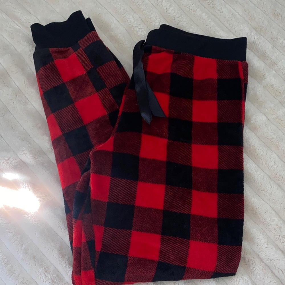 Fashion Nova Red and Black Plaid Joggers